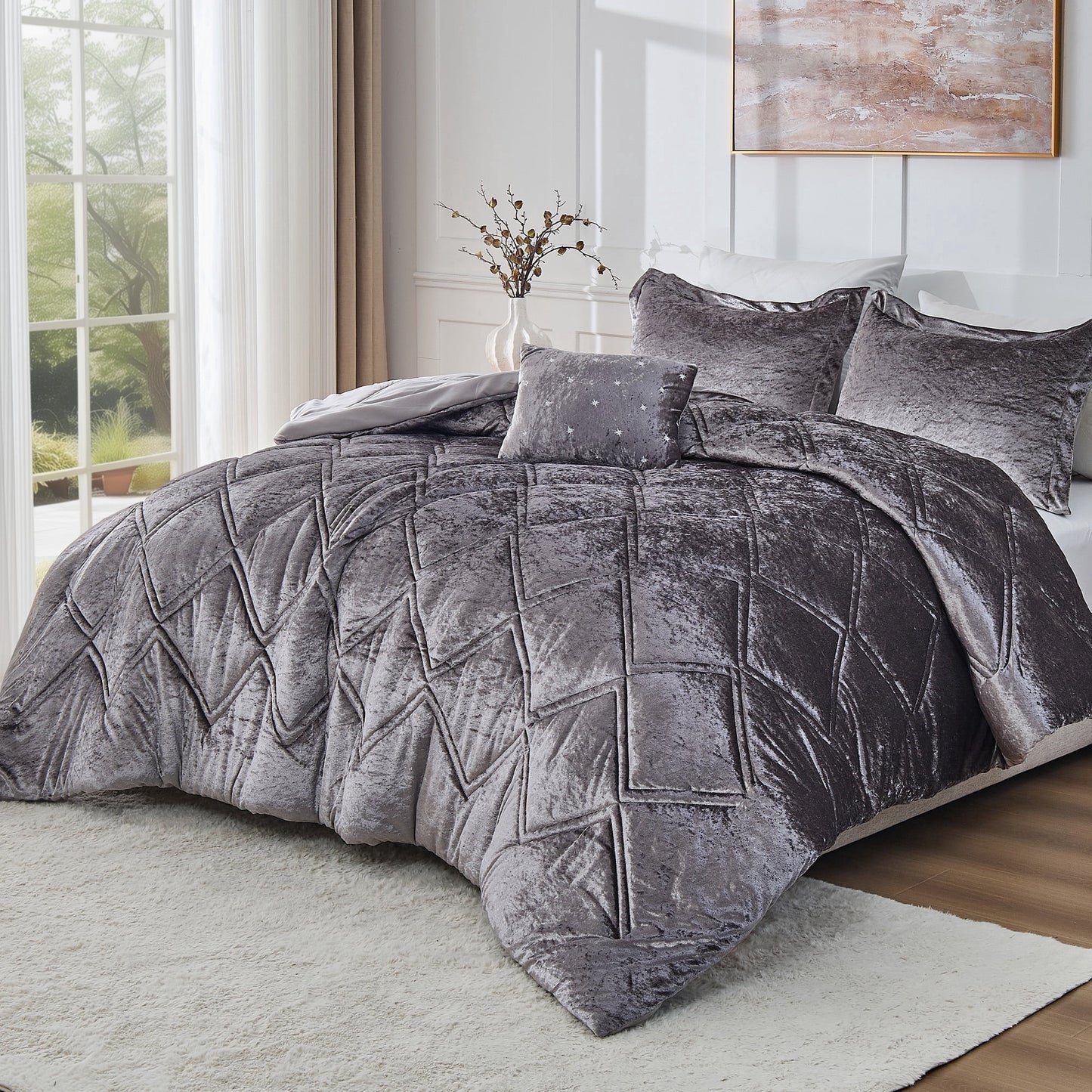 deelivo-king-cal-king-size-comforter-sets-velvet-bedding-comforter-set-for-all-seasons-grey-18928318797 d6283dad-9eeb-43cb-bdd6-e88c4028c932.a692e085b6865a55d6c568a0e5c2d603.jpeg